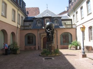 Binnenplaats van het Museum Bartholdi in Colmar.
